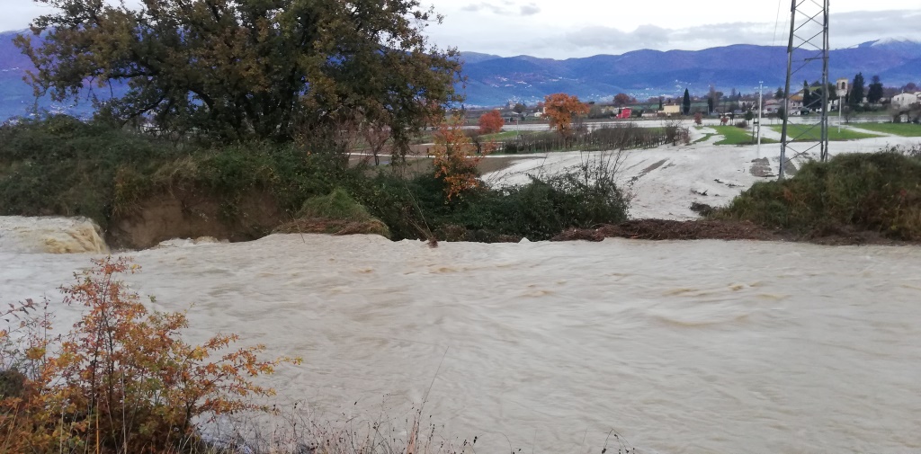  - Rotta arginale torrente Ruicciano in loc. Fratta.
