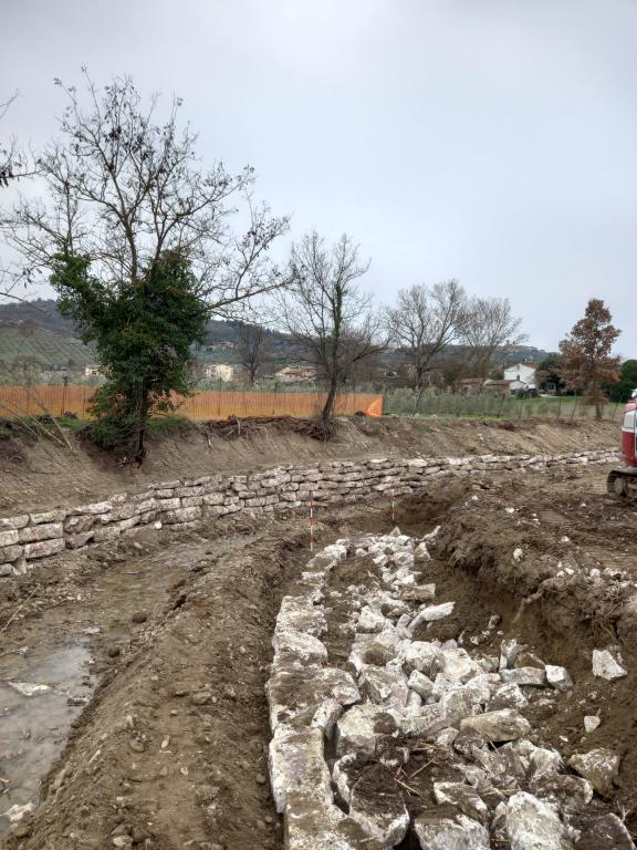  - Torrente Sambro scogliera in dx idraulica a valle ponte zona vivaio loc. Passaggio