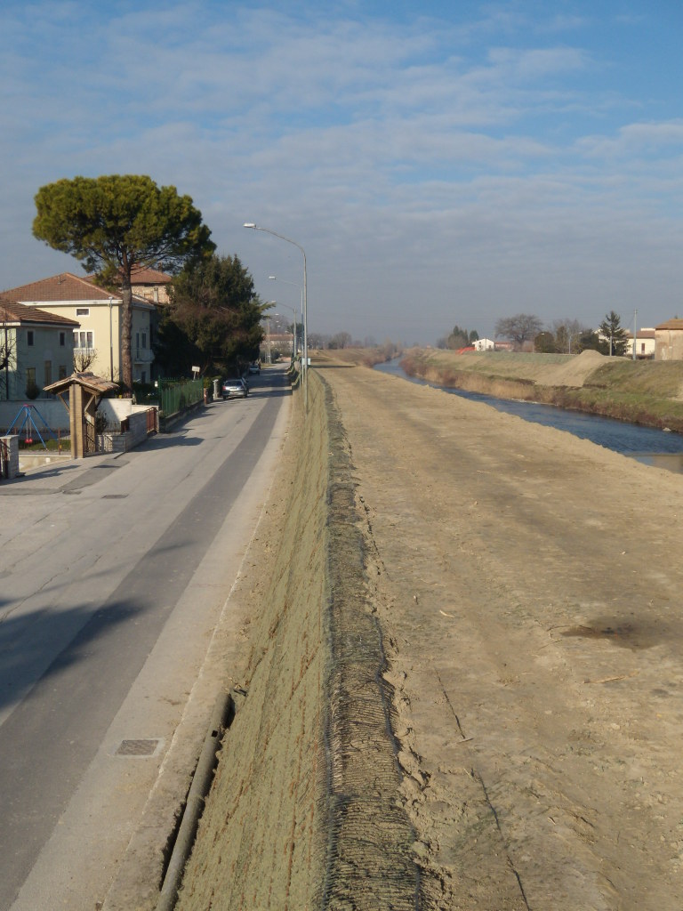  - FIUME TOPINO IN SINISTRA IDROGRAFICA A VALLE DEL PONTE DI CANNARA