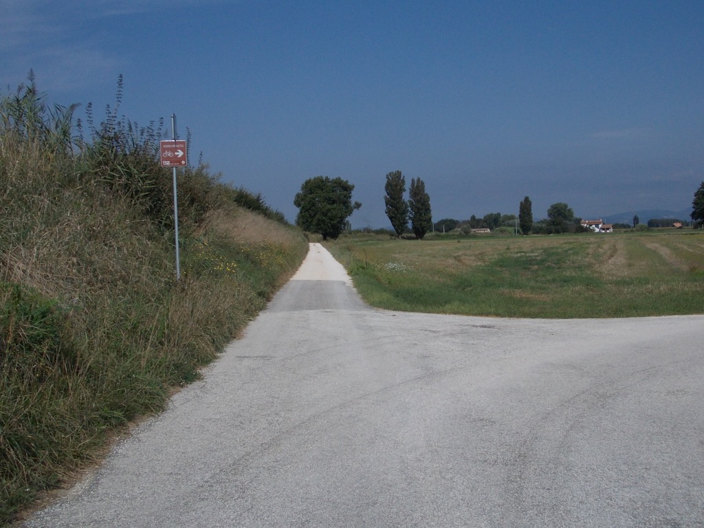  - SEGNALETICA LUNGO LE STRADE SECONDARIE E/O IN AMBITO URBANO