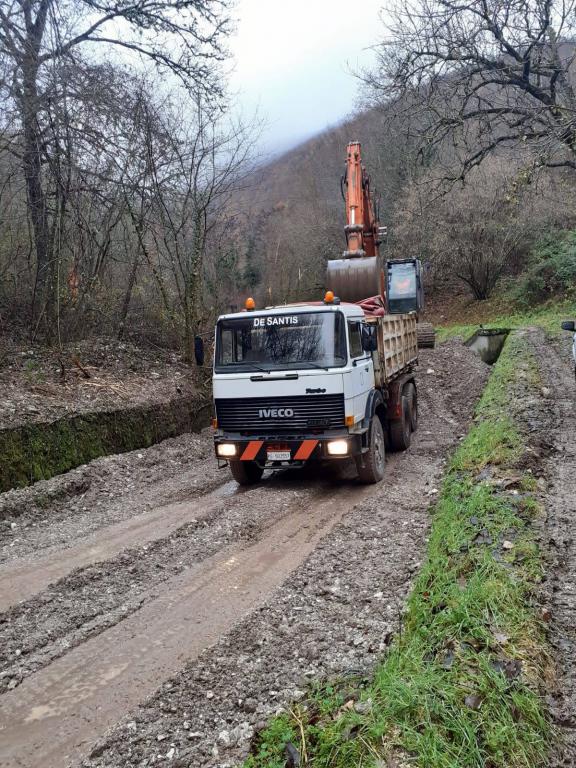  - Inizio svuotamento briglia Fosso delle Vaie.